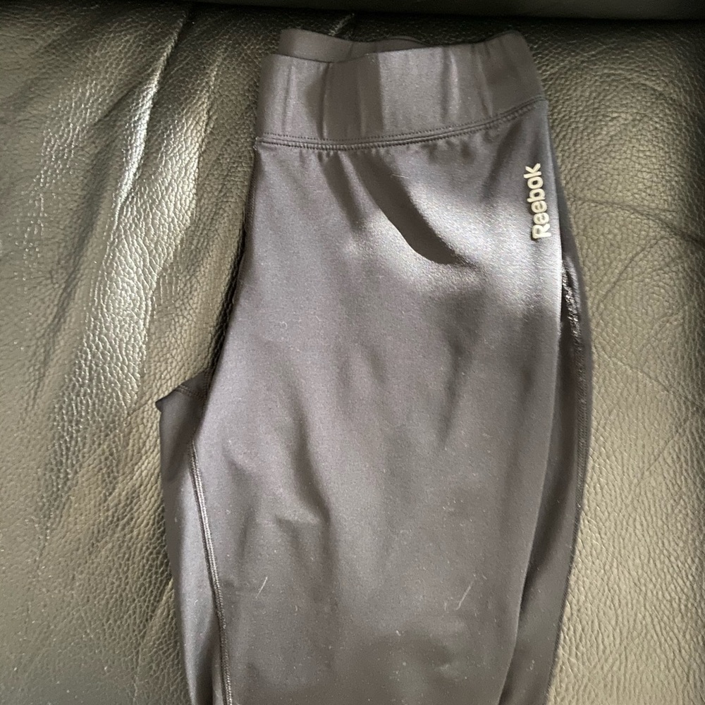 3/4 Reebok Leggings - Picture 2 of 8